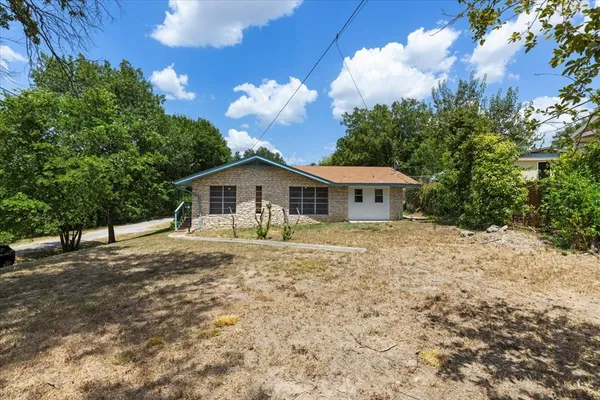 $299,000 | 609 River Road, Blanco, TX 78606