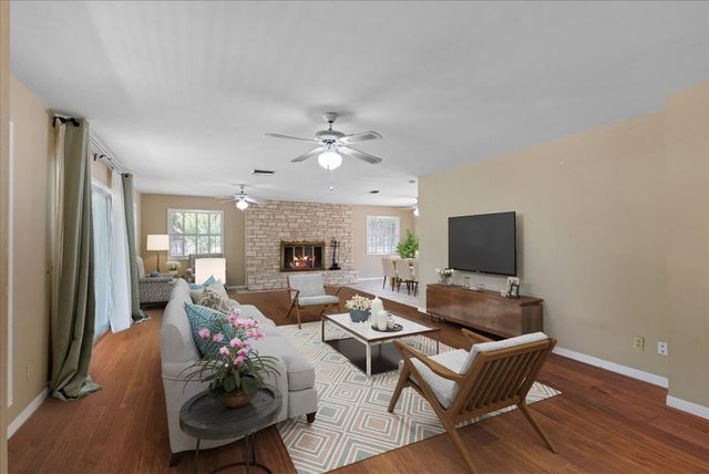 $350,000 | 609 River Road, Blanco, TX 78606