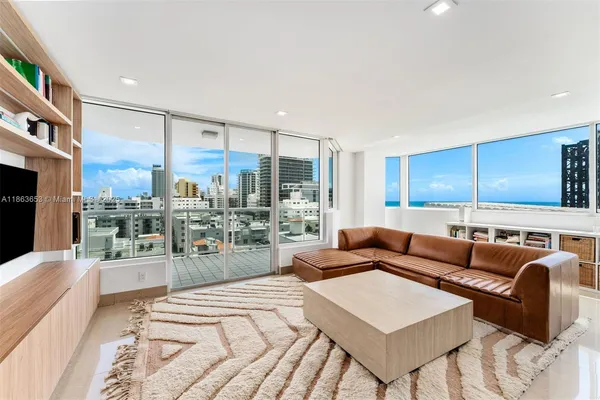 $950,000 | Mid Beach, Miami Beach, FL 33140