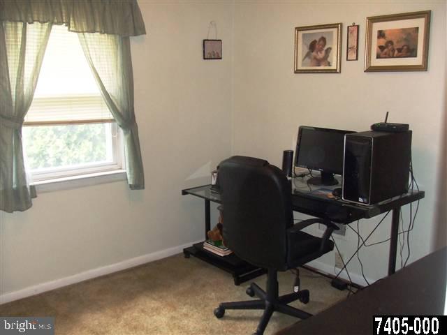 329 Irving Road York, PA 17403 - Photo 16 of 25 Gallery Image 16