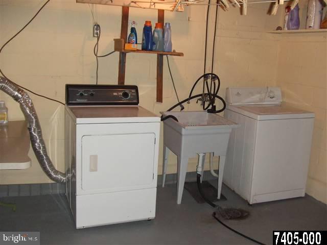 329 Irving Road York, PA 17403 - Photo 19 of 25 Gallery Image 19