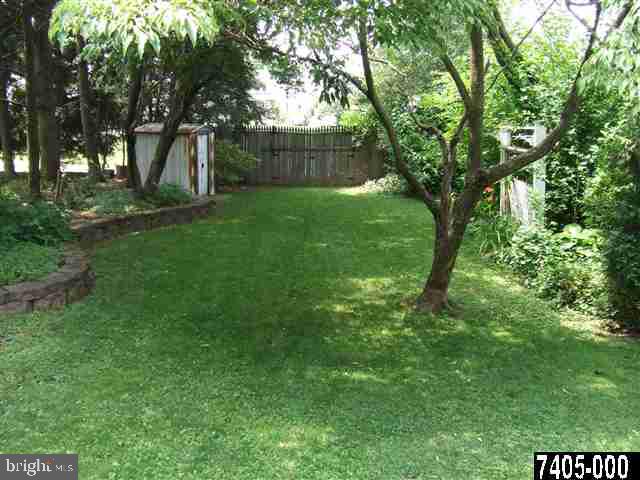 329 Irving Road York, PA 17403 - Photo 22 of 25 Gallery Image 22