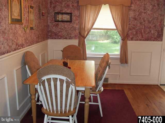 329 Irving Road York, PA 17403 - Photo 6 of 25 Gallery Image 6