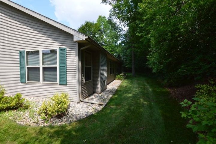 1304 Terra Road Traverse City, MI 49686 - Photo 44 of 48 1865002-43.JPG