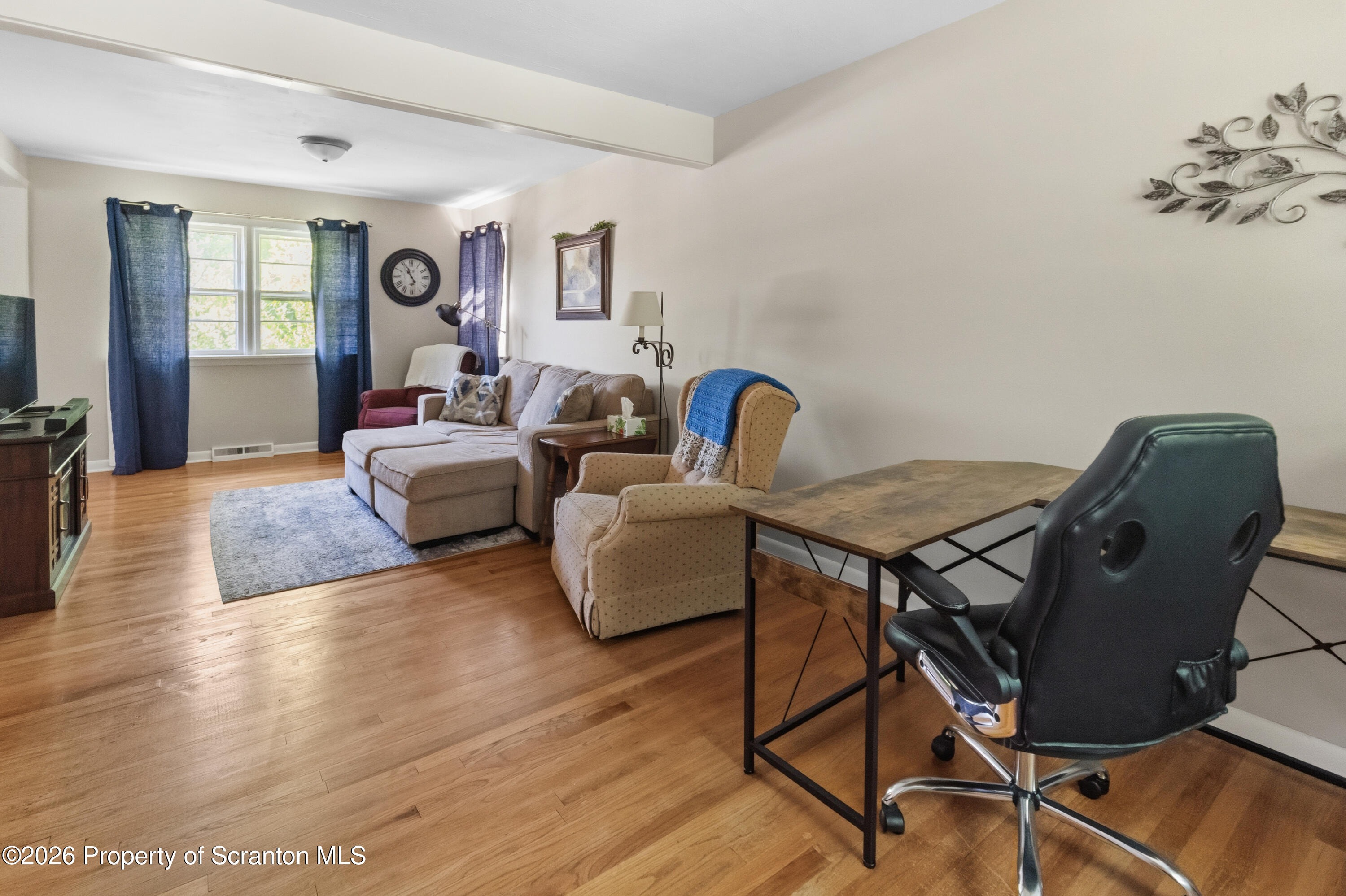 926 Grandview Street Scranton, PA 18509 - Photo 9 of 46 IMG_3853