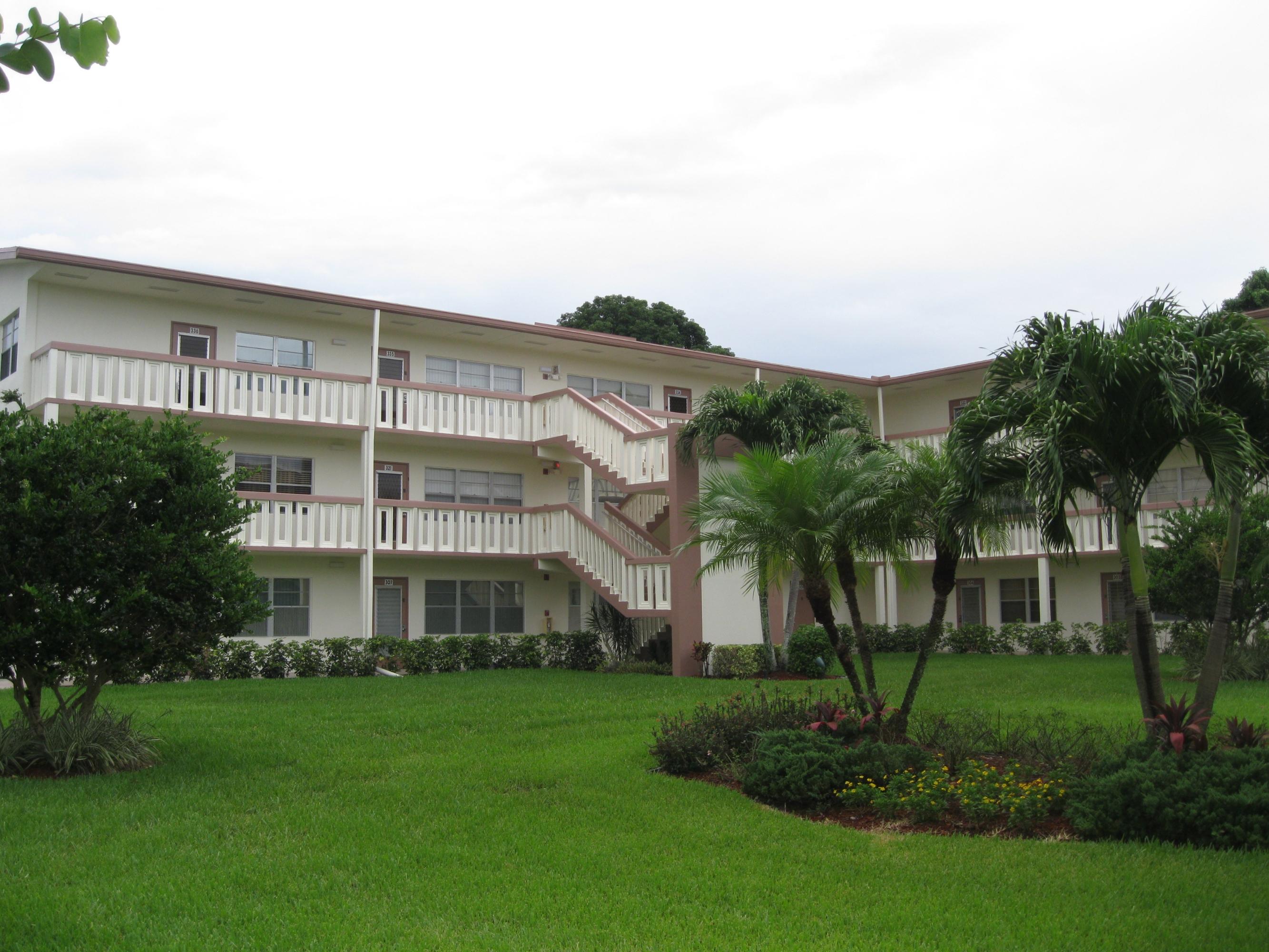 321 Preston H, Unit 3210 Boca Raton, FL 33434 - Photo 1 of 17 Front