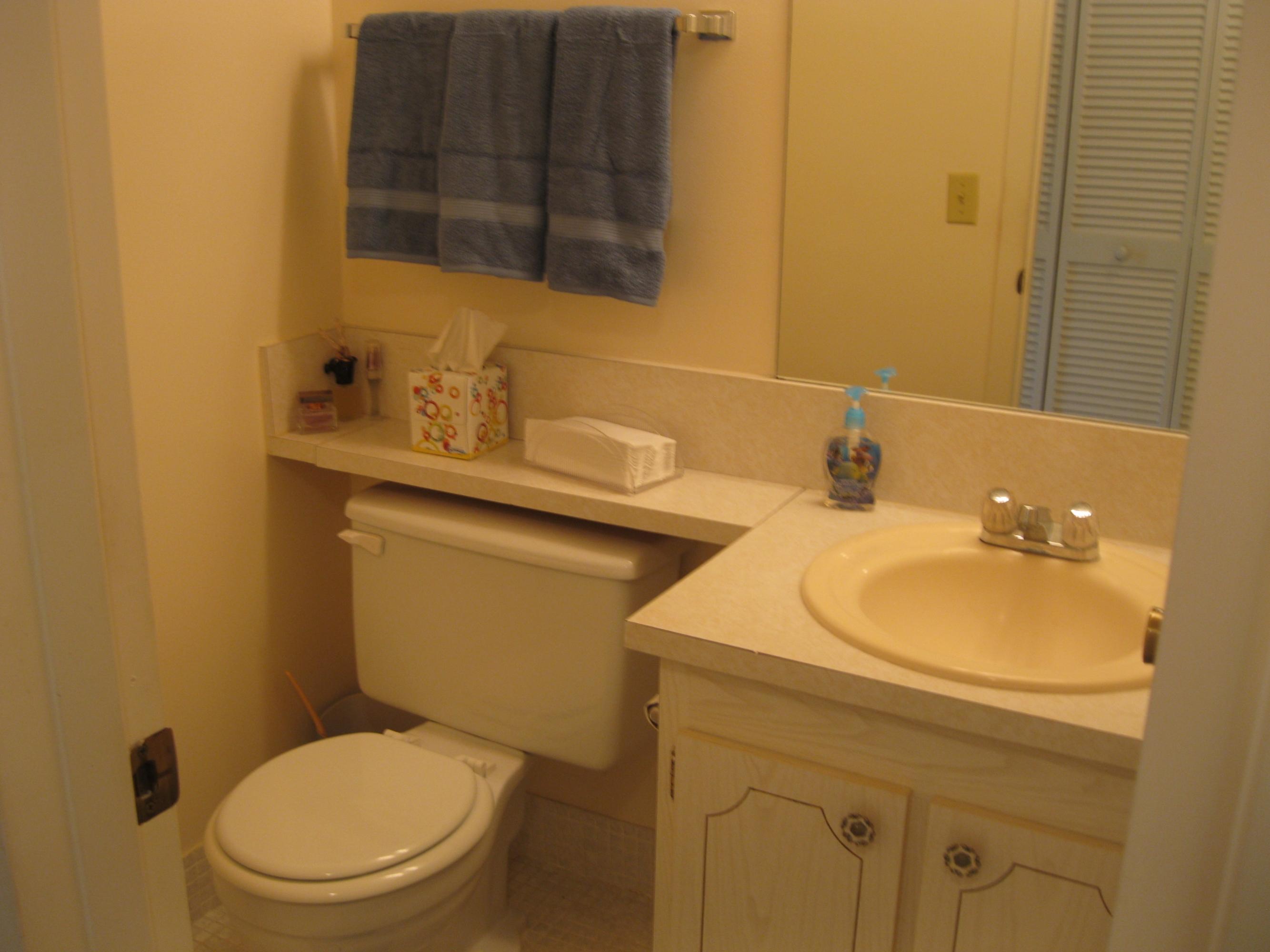 321 Preston H, Unit 3210 Boca Raton, FL 33434 - Photo 13 of 17 1/2 Bath