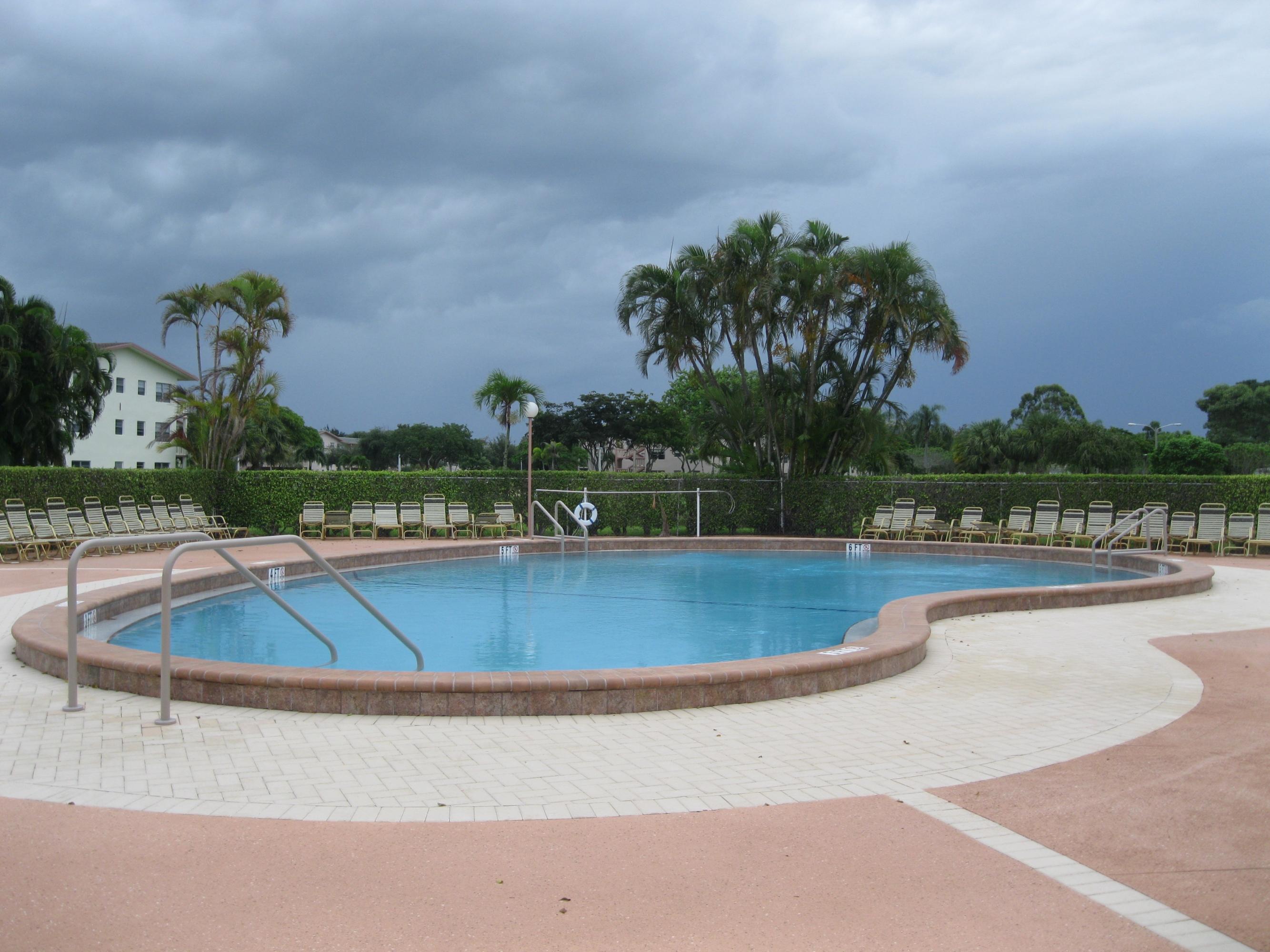 321 Preston H, Unit 3210 Boca Raton, FL 33434 - Photo 16 of 17 Satalite Pool