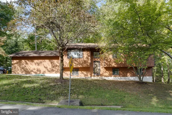 $795,000 | 3160 Rolling Road, Edgewater, MD 21037