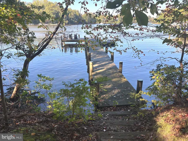 $795,000 | 3160 Rolling Road, Edgewater, MD 21037