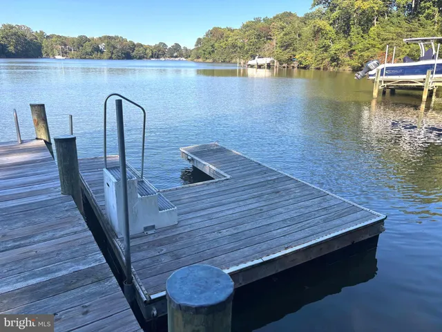 $795,000 | 3160 Rolling Road, Edgewater, MD 21037