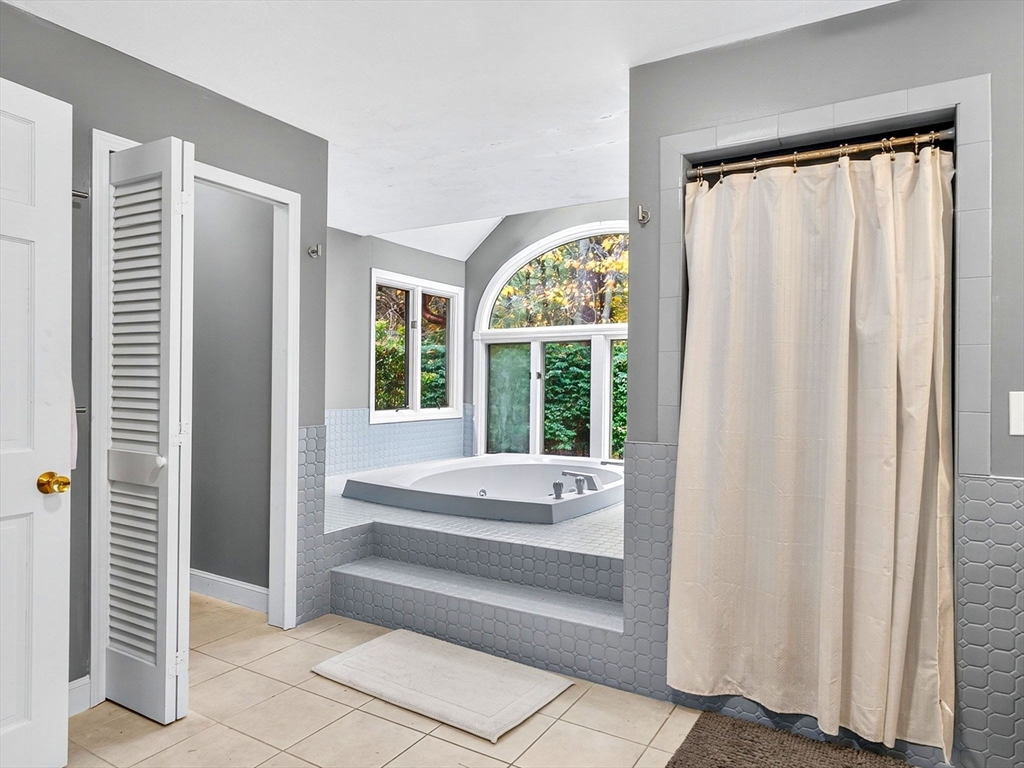 13 Old Colony Road Foxboro, MA 02035 - Photo 23 of 40 Gallery Image 23