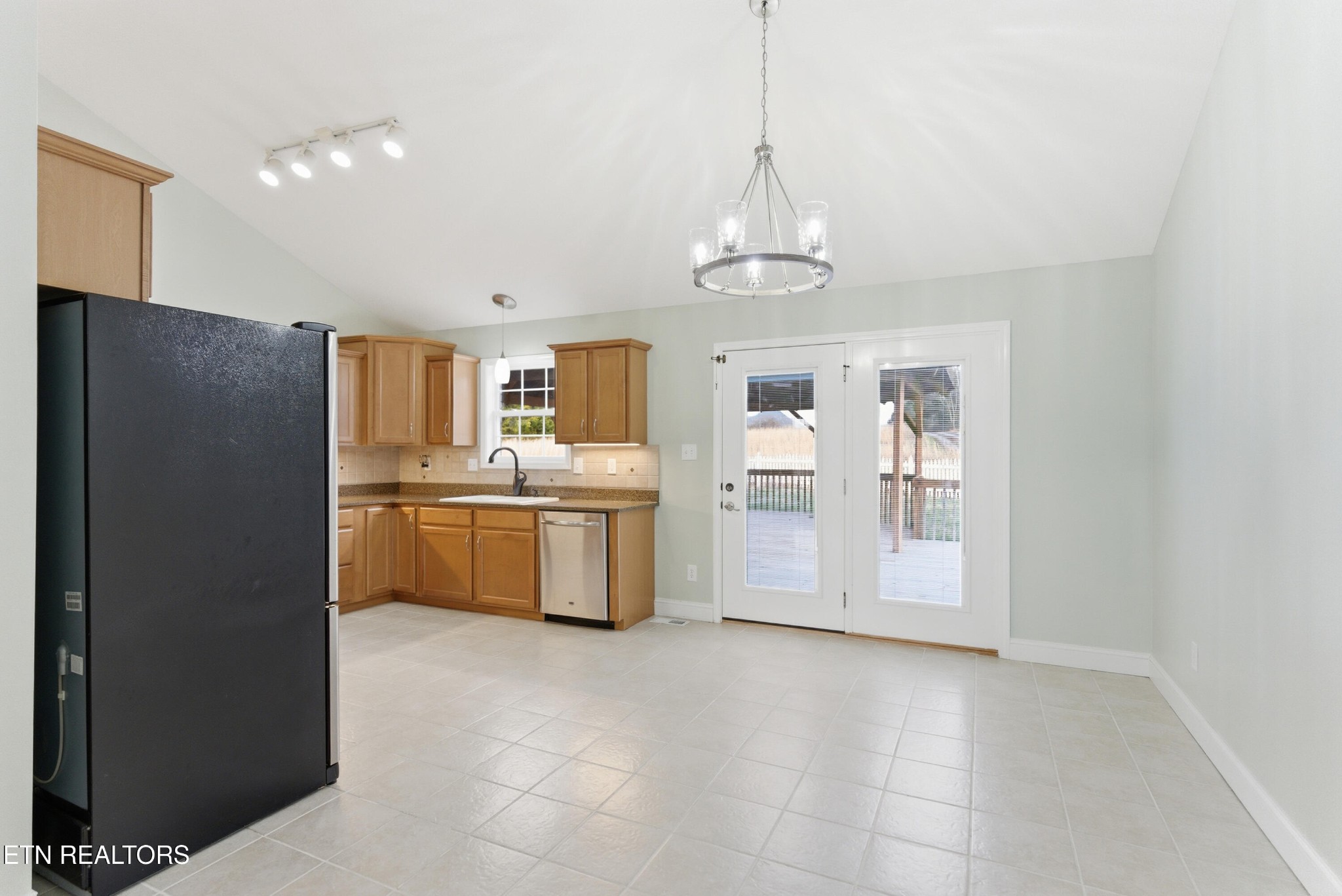 9650 Captain Smith Lane Corryton, TN 37721 - Photo 9 of 34