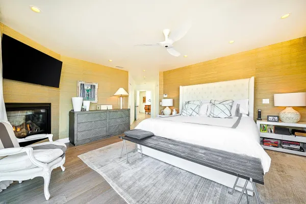 $25,000 | 231 Bonair Street, La Jolla, CA 92037