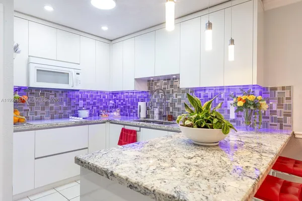 $599,000 | 1261 West 43rd Place, Hialeah, FL 33012