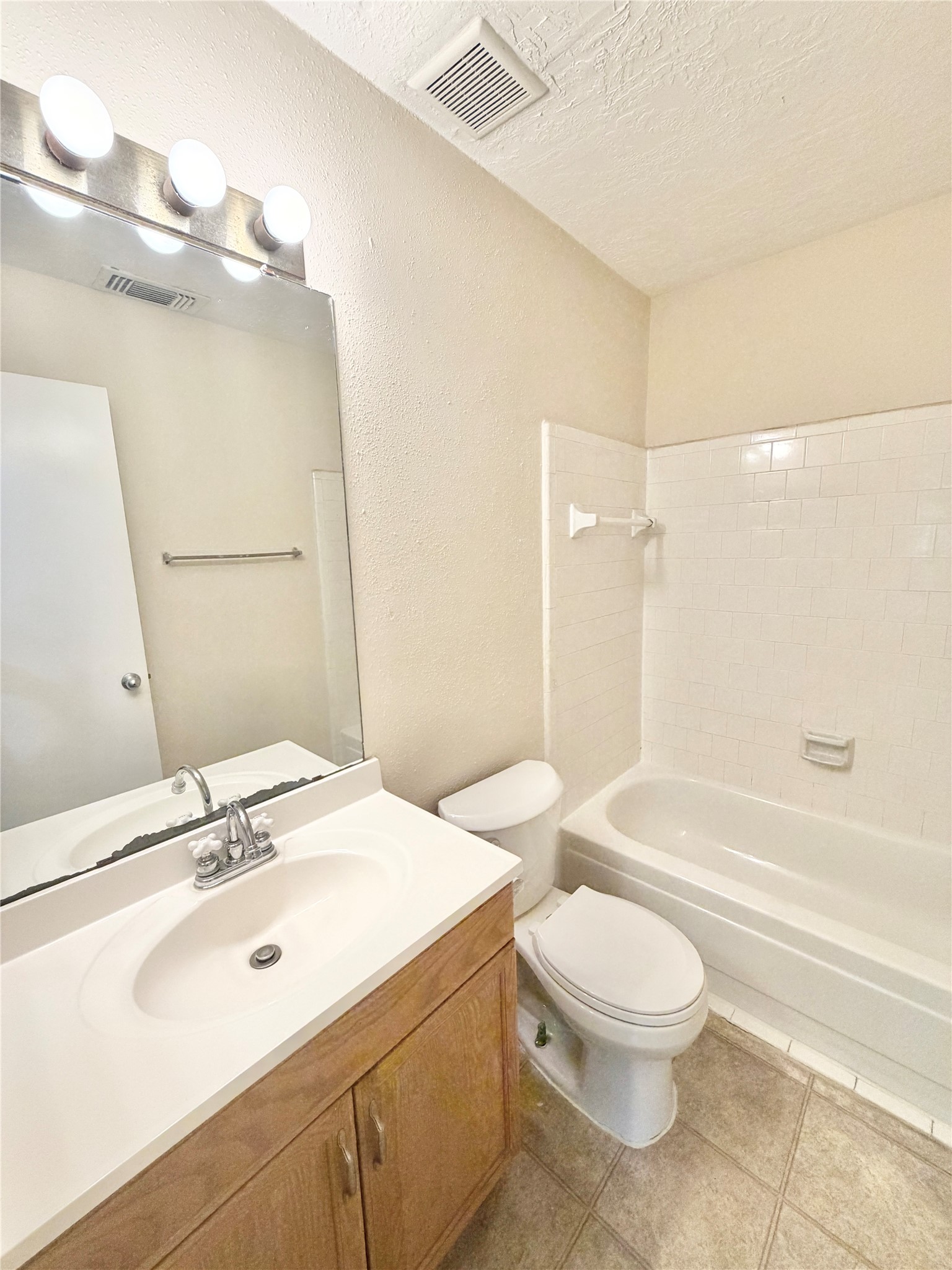 12618 Ridgelow Lane Houston, TX 77070 - Photo 9 of 14