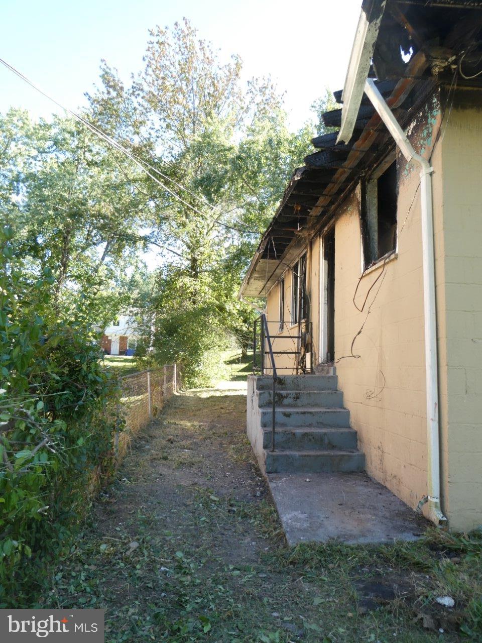 1808 Ray Leonard Road Hyattsville, MD 20785 - Photo 2 of 9 Gallery Image 2