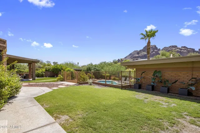 $3,500,000 | 4737 East Valley Vista Lane, Paradise Valley, AZ 85253