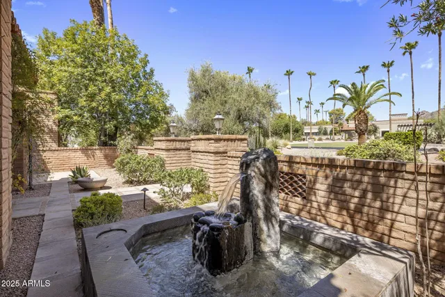 $3,500,000 | 4737 East Valley Vista Lane, Paradise Valley, AZ 85253