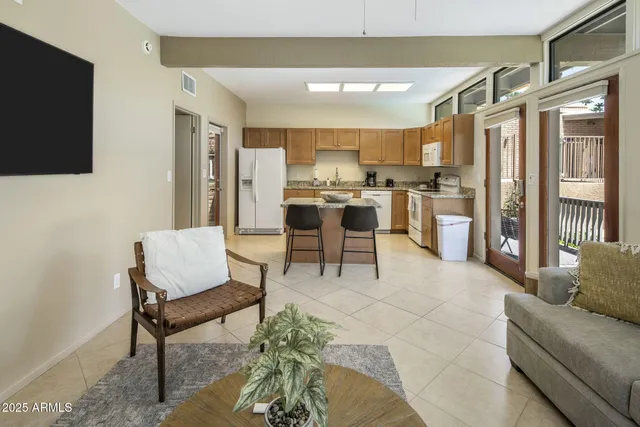 $3,500,000 | 4737 East Valley Vista Lane, Paradise Valley, AZ 85253