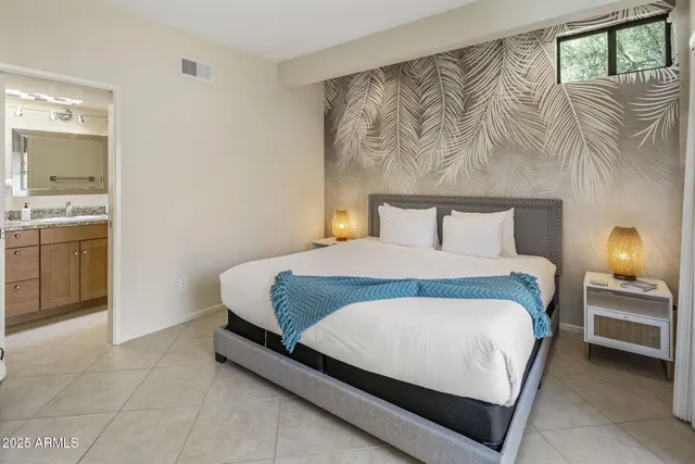 $3,500,000 | 4737 East Valley Vista Lane, Paradise Valley, AZ 85253