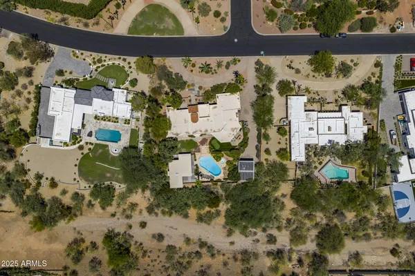 $3,200,000 | 4737 East Valley Vista Lane, Paradise Valley, AZ 85253