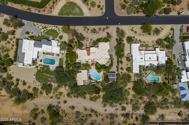 $3,500,000 | 4737 East Valley Vista Lane, Paradise Valley, AZ 85253
