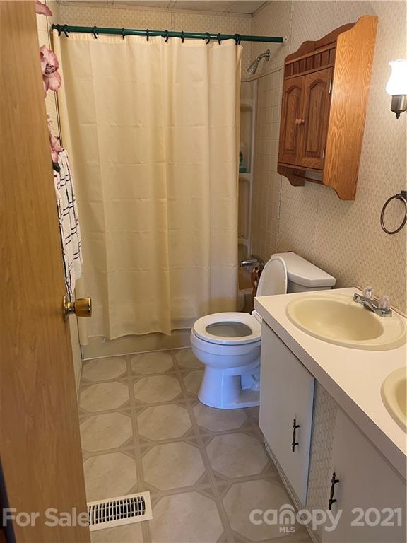5638 Liberty Hill Road, Unit 7 Catawba, SC 29704 - Photo 2 of 29 Gallery Image 2