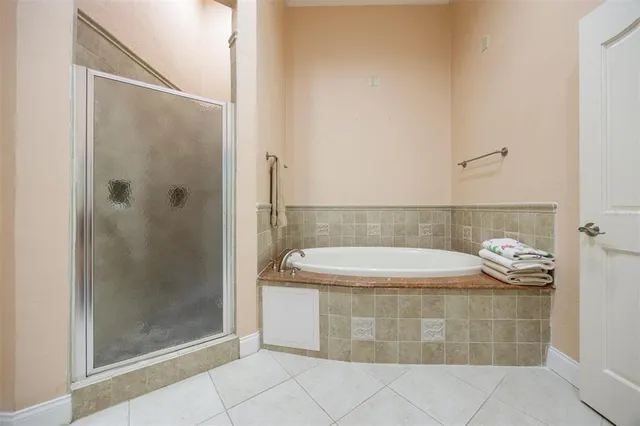 $1,995,000 | 18910 Northwest 78th Avenue, Alachua, FL 32615