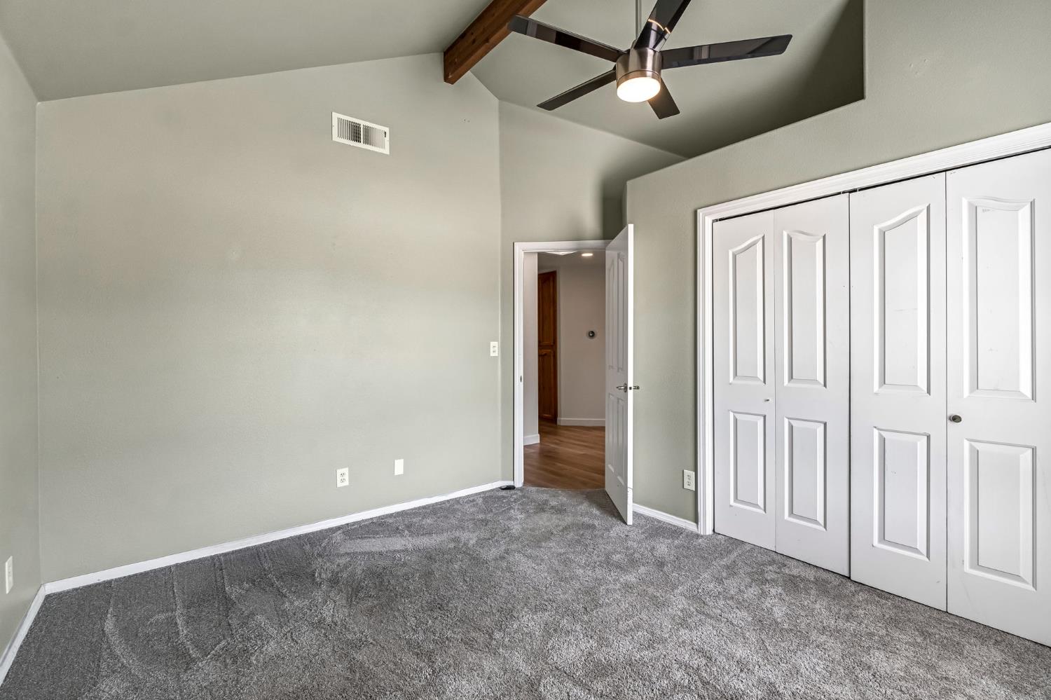36065 Manon Avenue Madera, CA 93636 - Photo 26 of 50 an empty room with windows