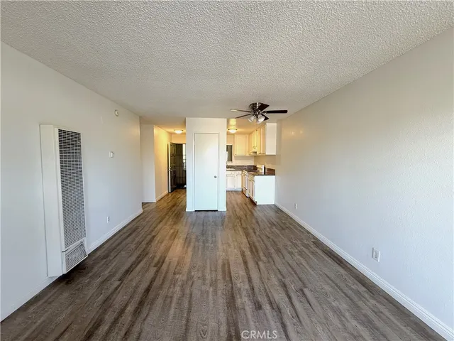 $2,195 | 1212 Gladys Avenue, Unit 203, Long Beach, CA 90804