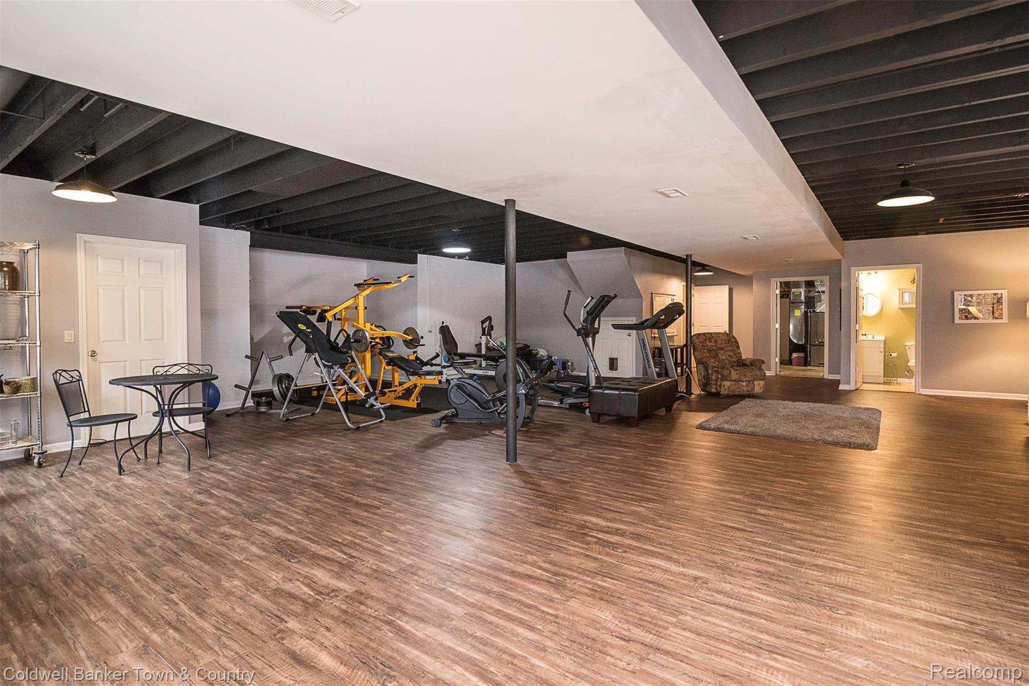 812 North Hughes Road Howell, MI 48843 - Photo 45 of 60 DSC_0933.jpg