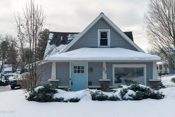 $2,750 | 288 Church Street, Saratoga Springs, NY 12866