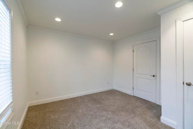 $2,750 | 288 Church Street, Saratoga Springs, NY 12866