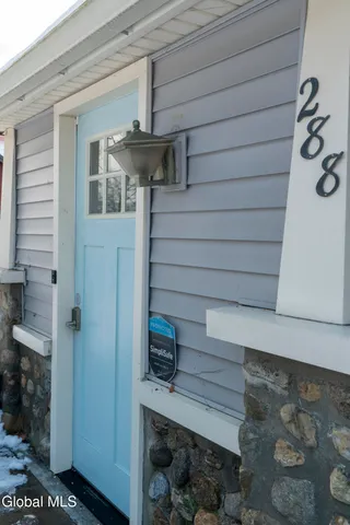 $2,750 | 288 Church Street, Saratoga Springs, NY 12866