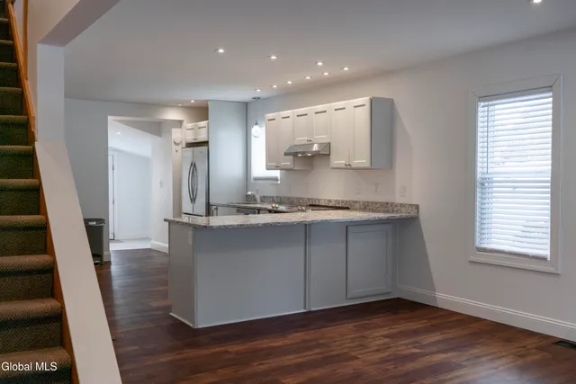 $2,750 | 288 Church Street, Saratoga Springs, NY 12866