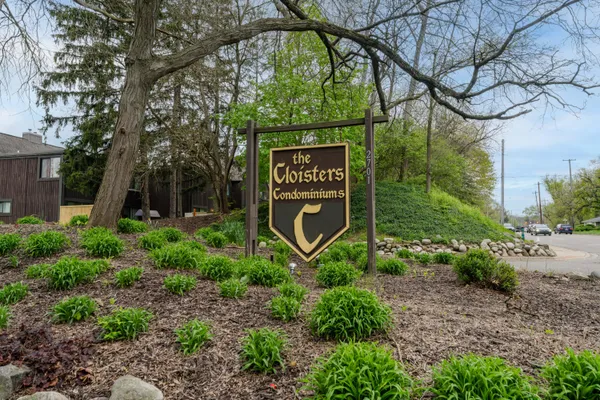 $127,000 | 114 Lanark Court, Unit C, Kalamazoo, MI 49006