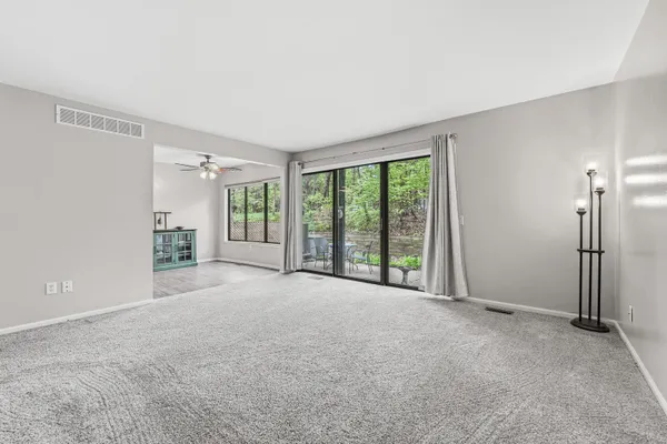 $127,000 | 114 Lanark Court, Unit C, Kalamazoo, MI 49006
