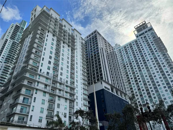 $2,450 | 234 Northeast 3rd Street, Unit 1208, Miami, FL 33132