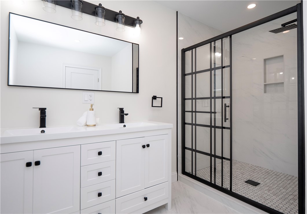 31 Prescott Hall Road Newport, RI 02840 - Photo 41 of 45