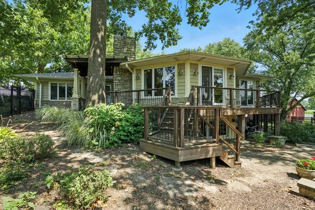 a view of backyard with green space