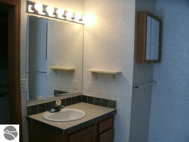 13343 Winters Road Kewadin, MI 49648 - Photo 17 of 21 1741976-16.JPG
