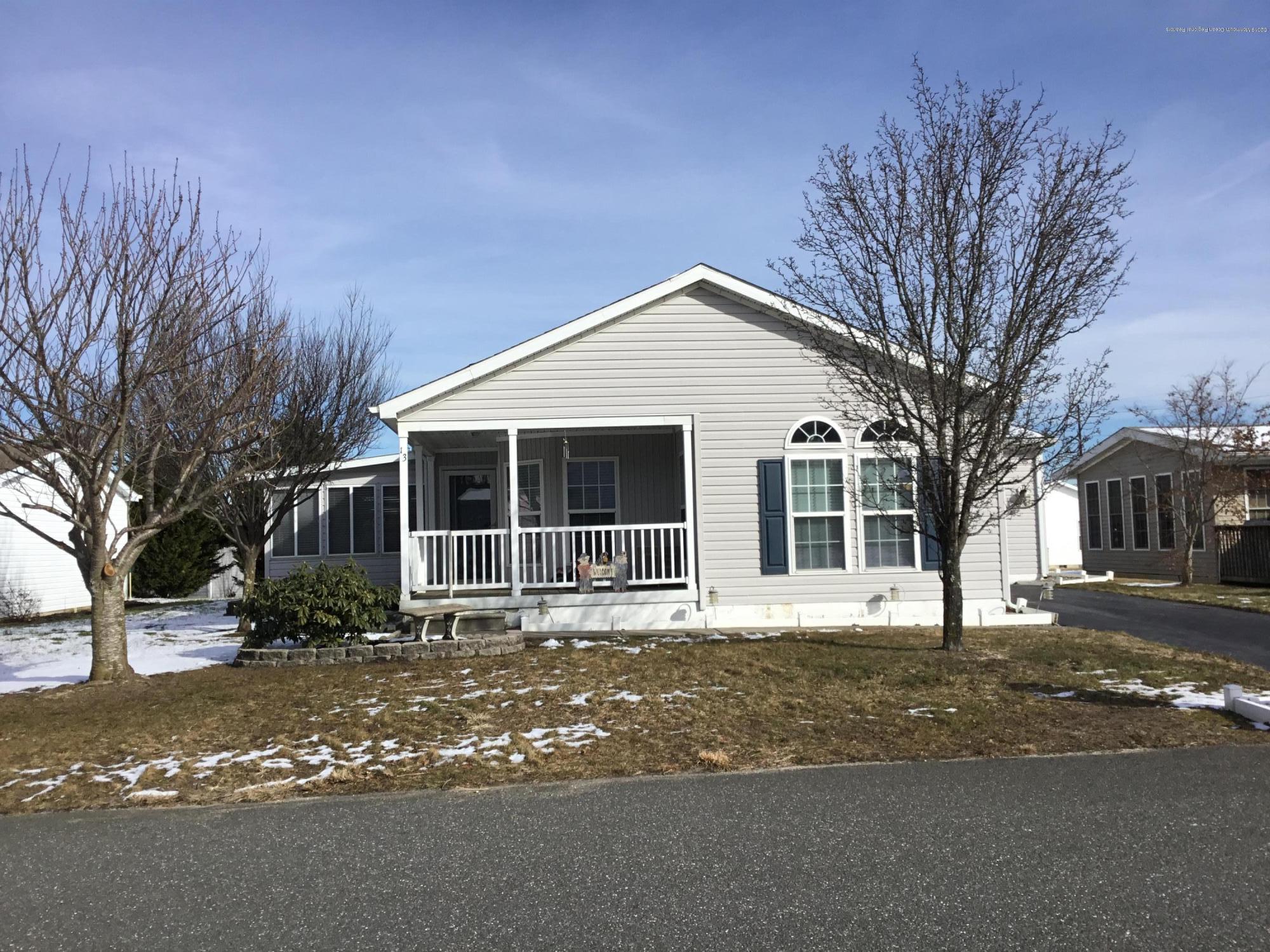 13 Spring Lake Road Manahawkin, NJ 08050 - Photo 3 of 48 IMG_1214