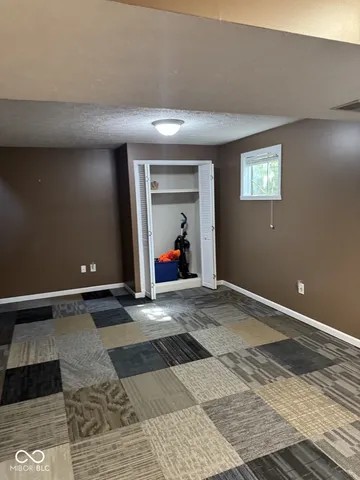 $369,000 | 7832 Mallard Way, Indianapolis, IN 46256