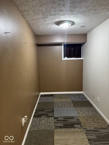 $369,000 | 7832 Mallard Way, Indianapolis, IN 46256