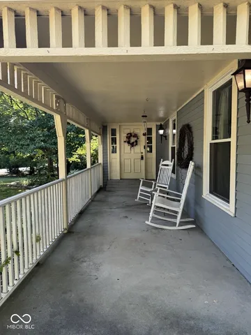 $369,000 | 7832 Mallard Way, Indianapolis, IN 46256