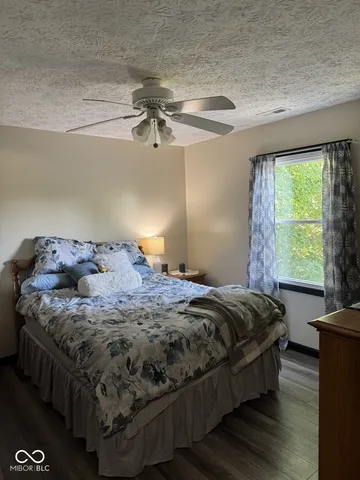 $369,000 | 7832 Mallard Way, Indianapolis, IN 46256