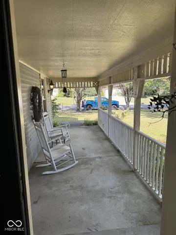 $369,000 | 7832 Mallard Way, Indianapolis, IN 46256