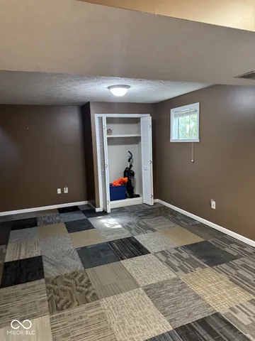 $369,000 | 7832 Mallard Way, Indianapolis, IN 46256