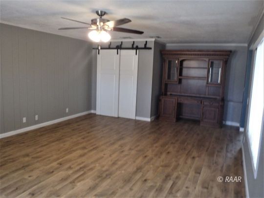 1911 South Gateway Boulevard Ridgecrest, CA 93555 - Photo 6 of 35